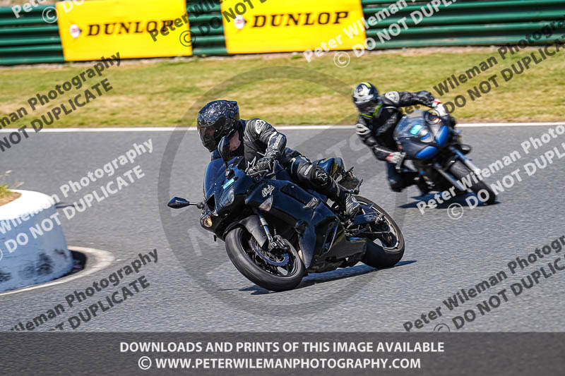 enduro digital images;event digital images;eventdigitalimages;mallory park;mallory park photographs;mallory park trackday;mallory park trackday photographs;no limits trackdays;peter wileman photography;racing digital images;trackday digital images;trackday photos